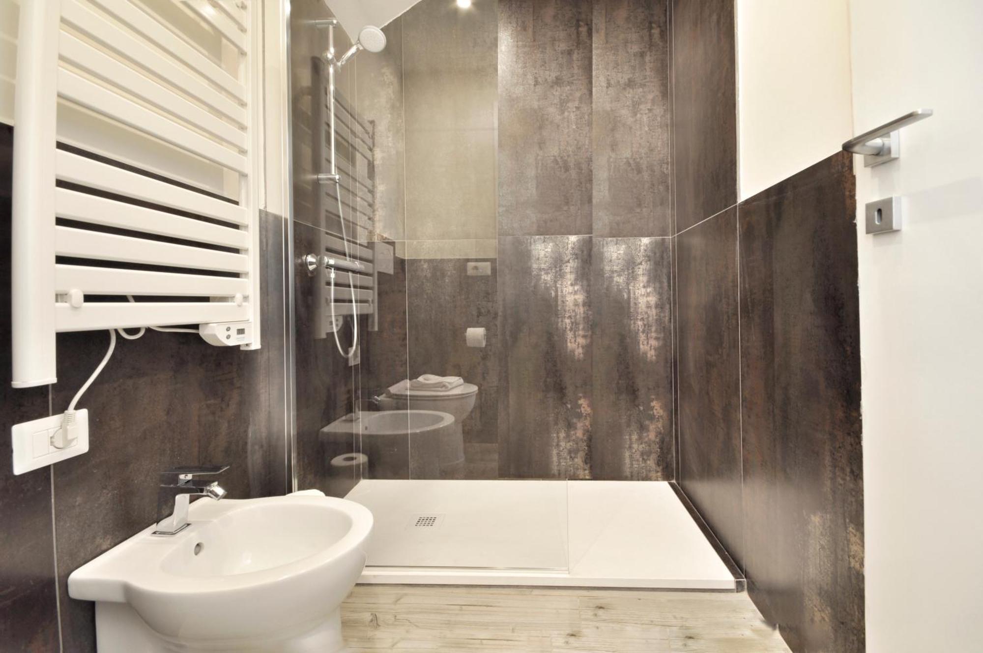 Ihost - Adriatico 6 * Milano